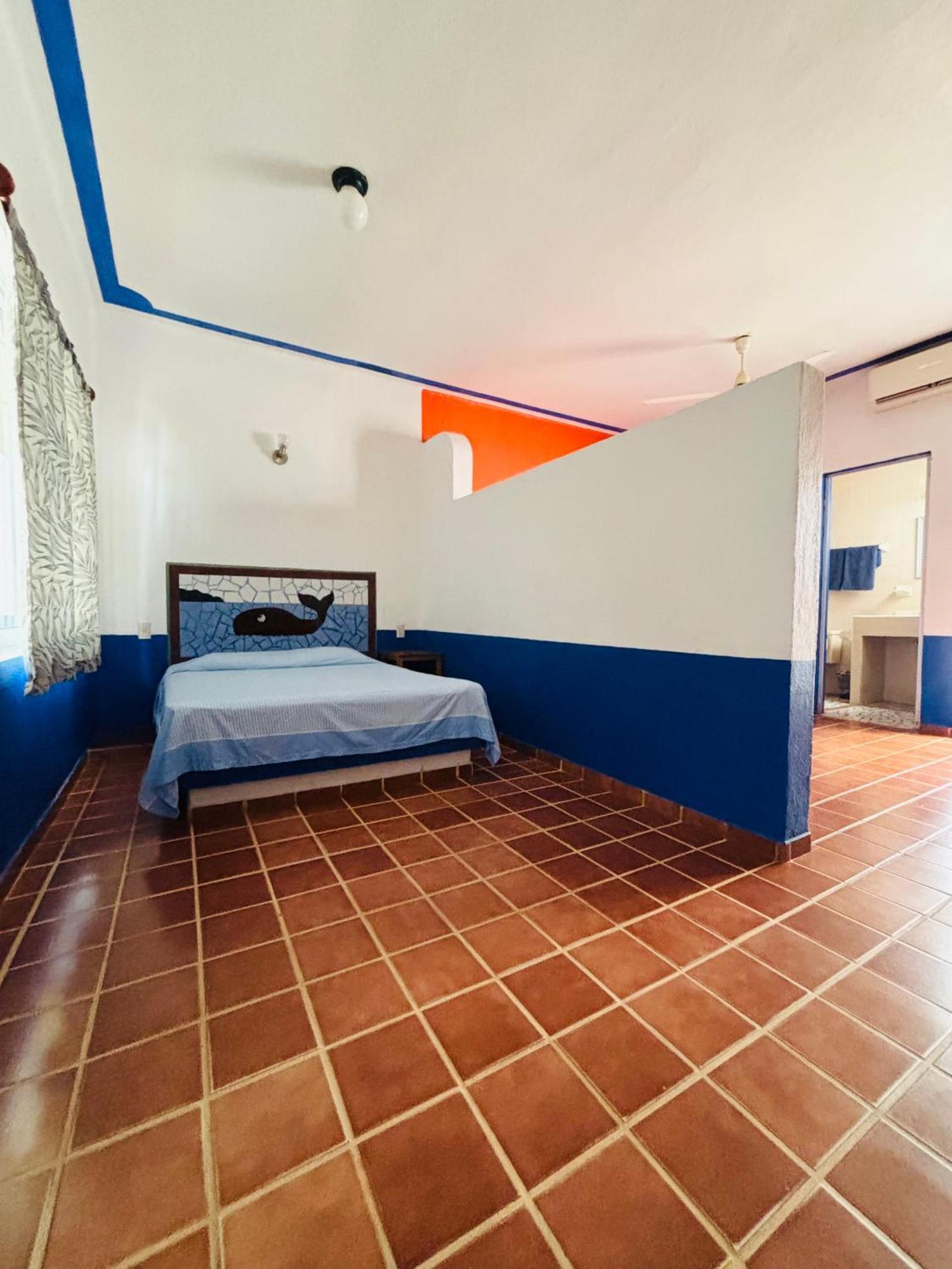 Costa Dorada Hotell Barra de Navidad Eksteriør bilde
