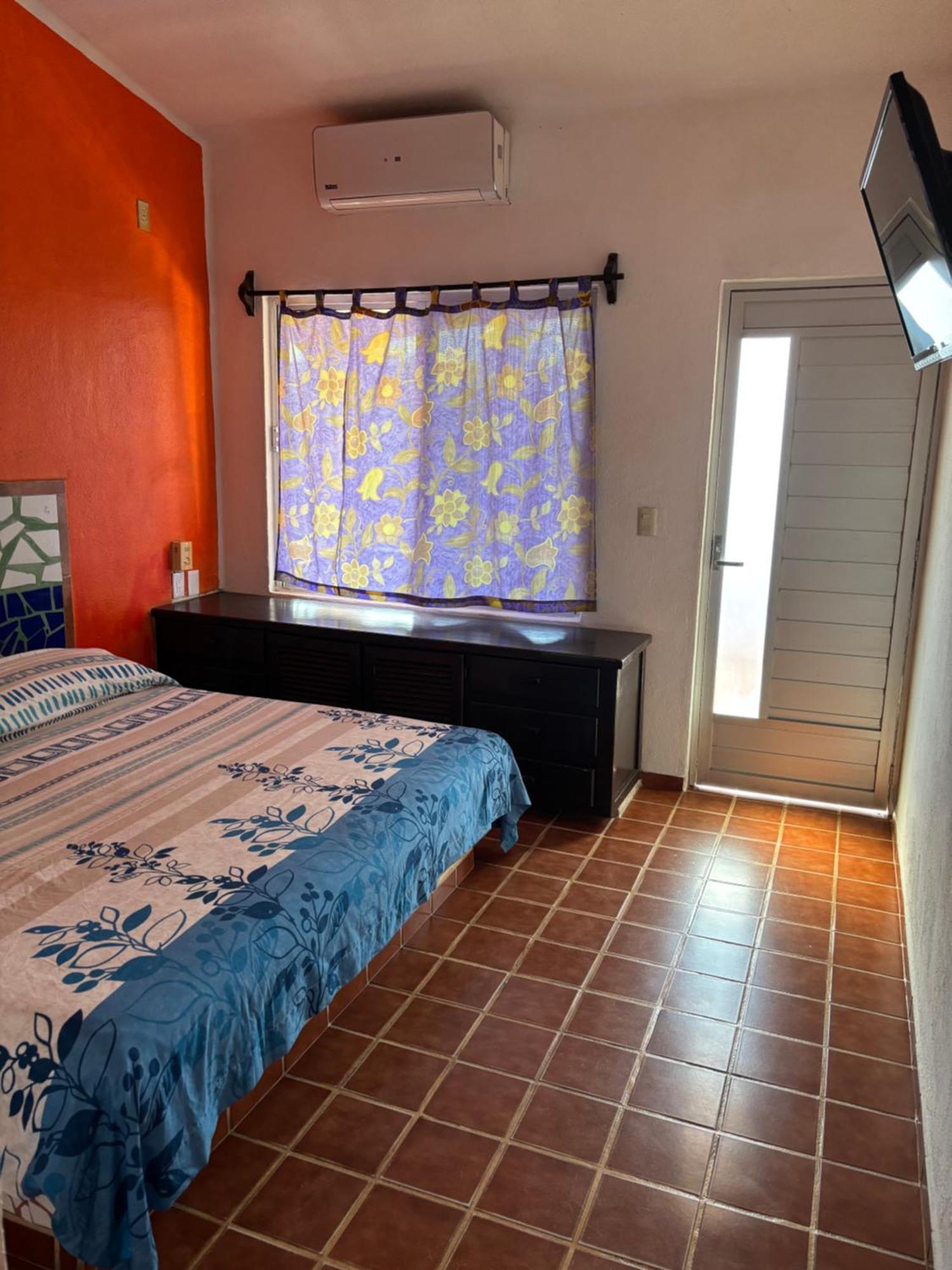 Costa Dorada Hotell Barra de Navidad Eksteriør bilde